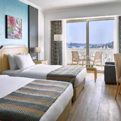 Superior Twin Room with Panorama View