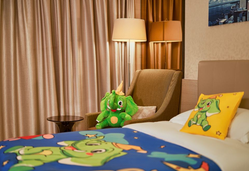 Crowne Plaza Guangzhou HuaduFlying Elephant Kids Theme Room-Two Beds