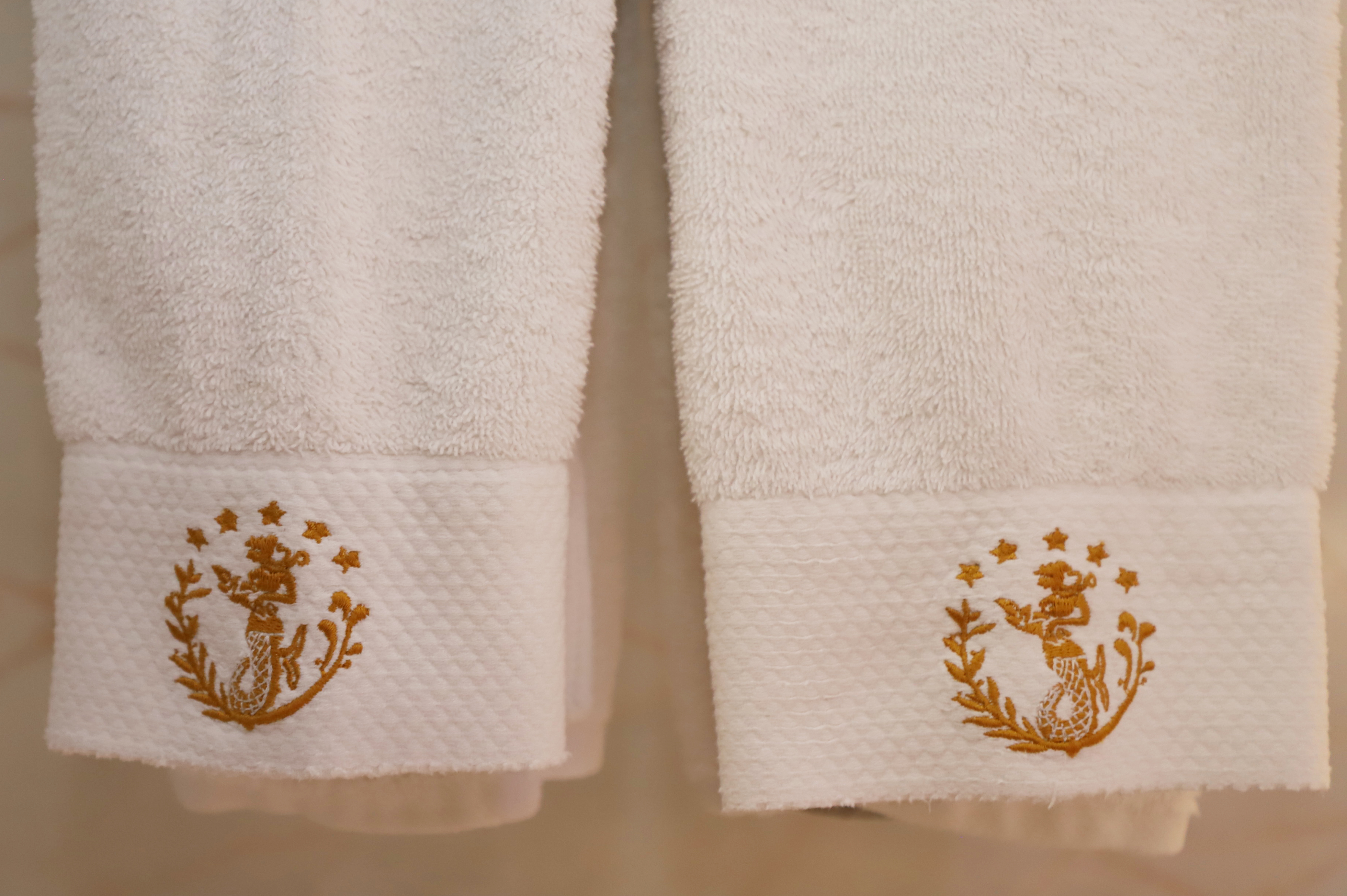 Wuhua International Hotel豪华园景大床房