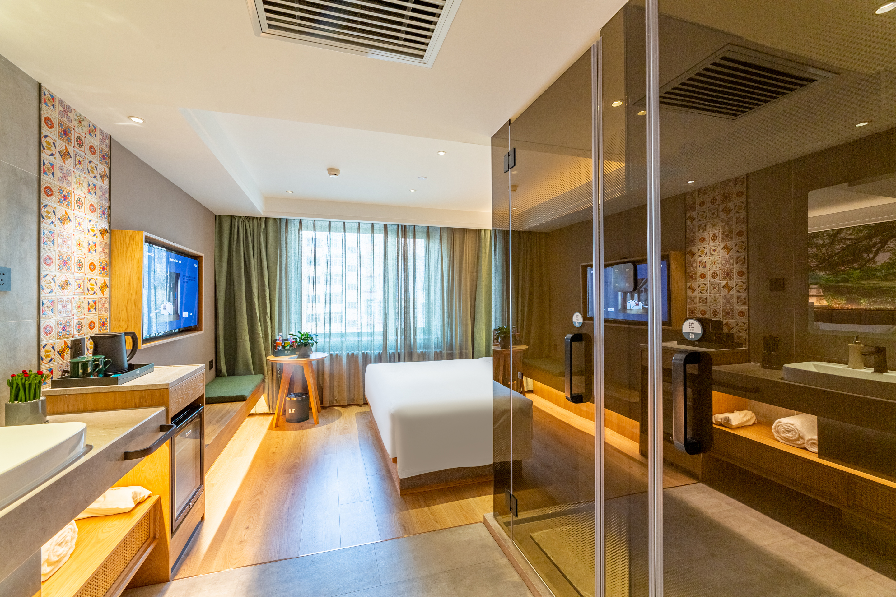 明星大床房（全屋智能+加湿器+独立空调+独立冰箱）