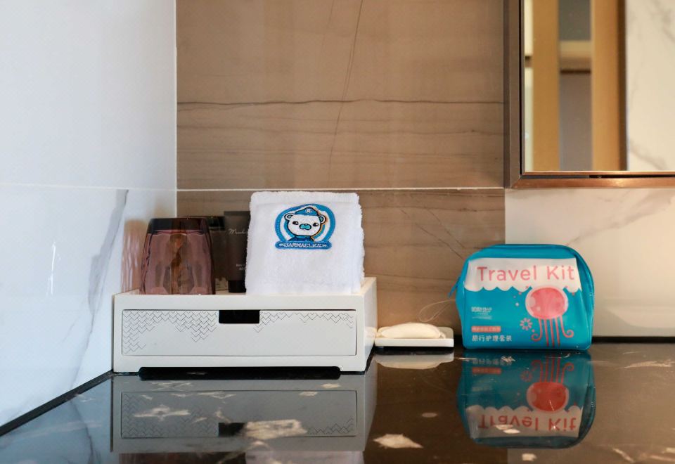 Crowne Plaza Foshan Nanhai1 King Standard Kid-friendly Room