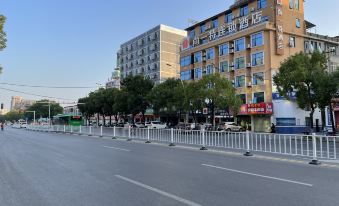 Shangyite Chain Hotel (Huanggang Bus Station Store)