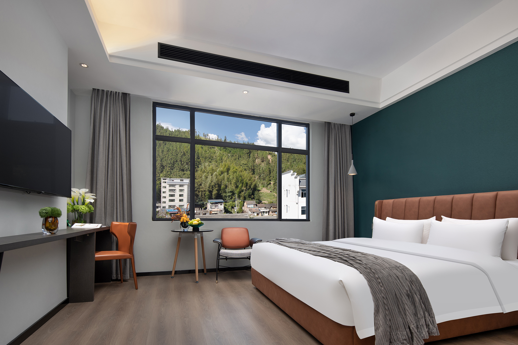 暖岛山景大床房