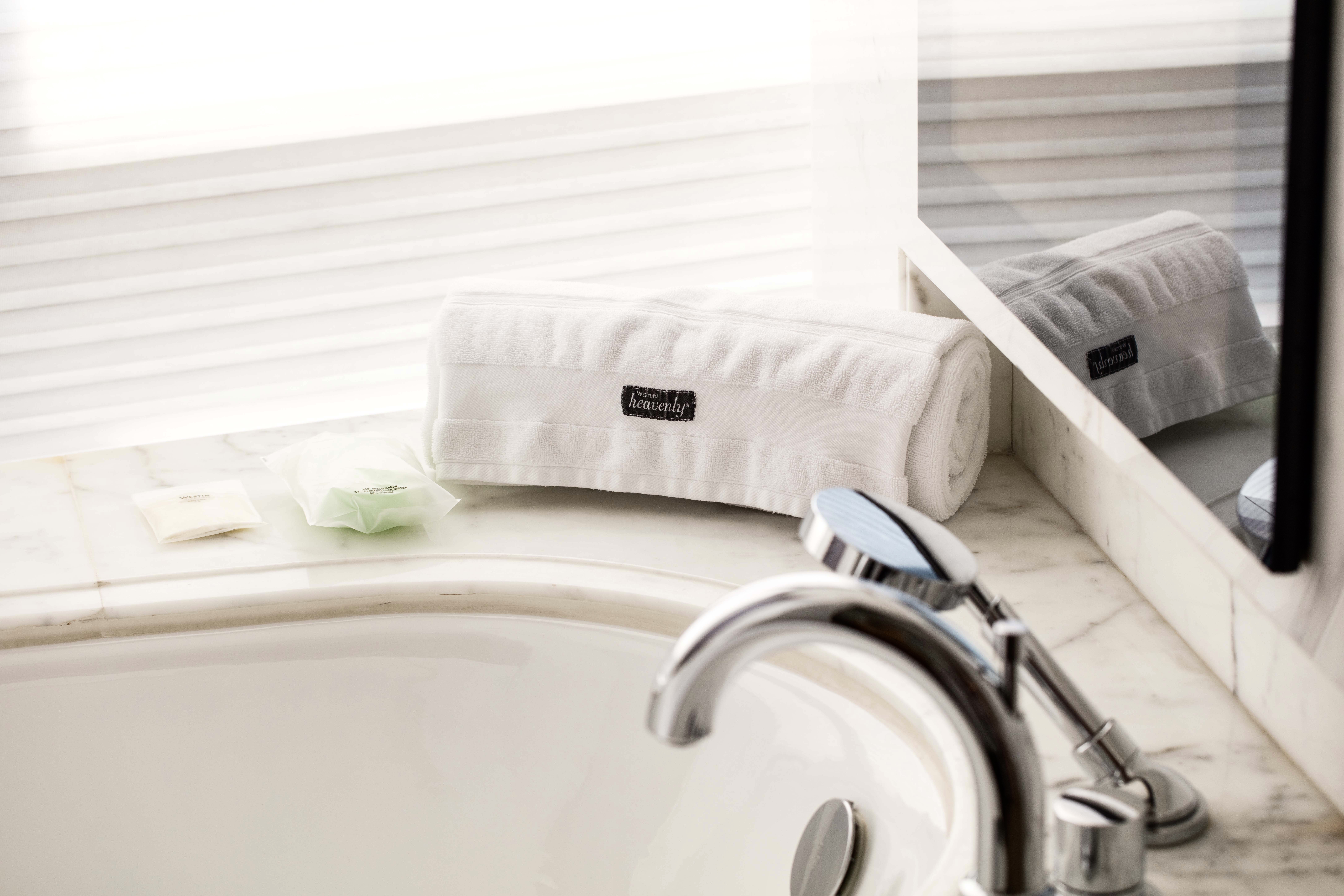 高空全湖景日出·客卧分离式套房·坐拥玄武湖全景