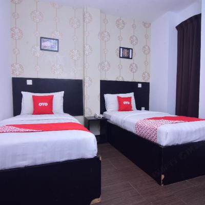 Bilik Kembar Standard Kupon OYO 43959 Astana Hotel