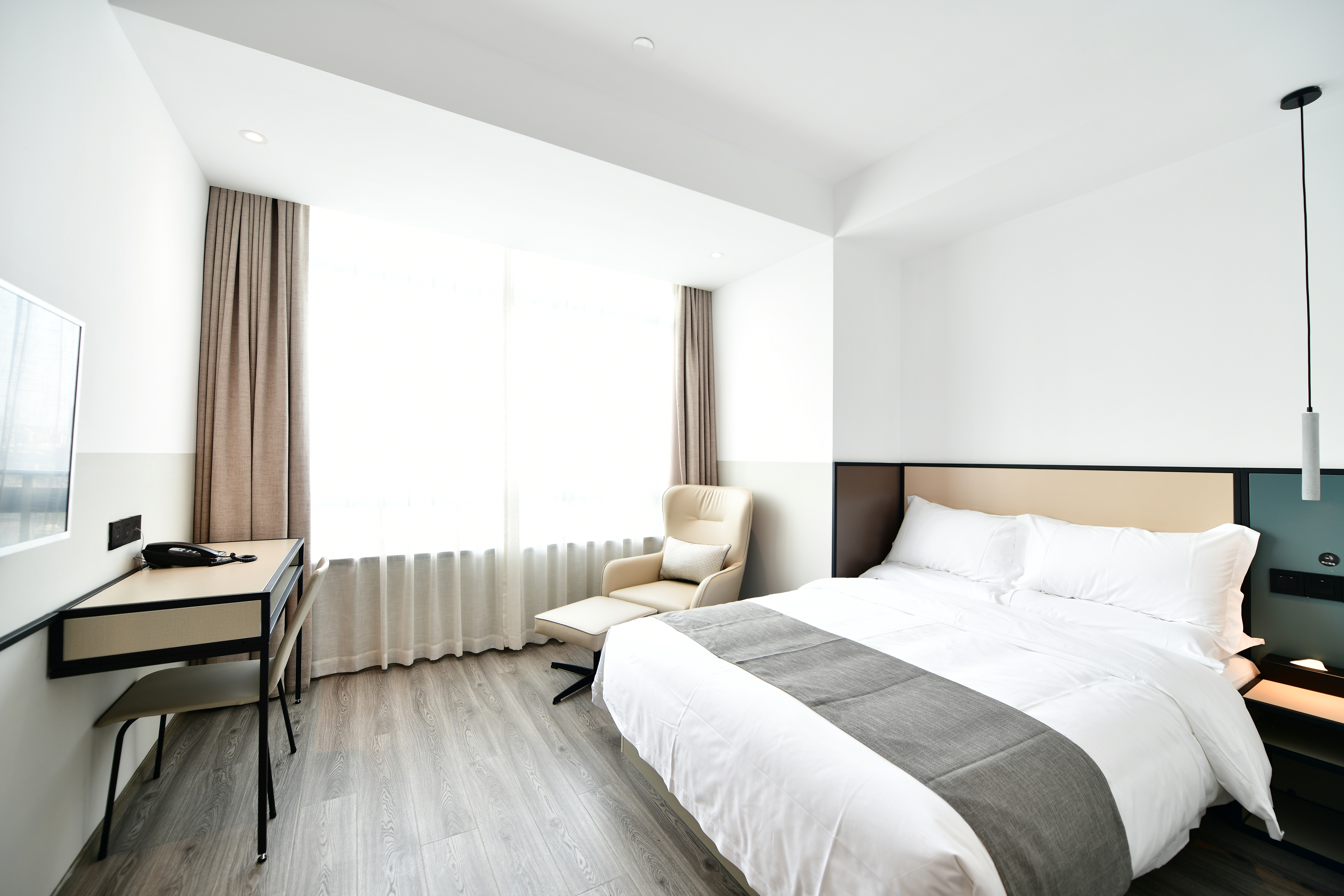 ZEN Hotel (Shanghai) - 2026 Prices, Reviews & Deals | Trip.com