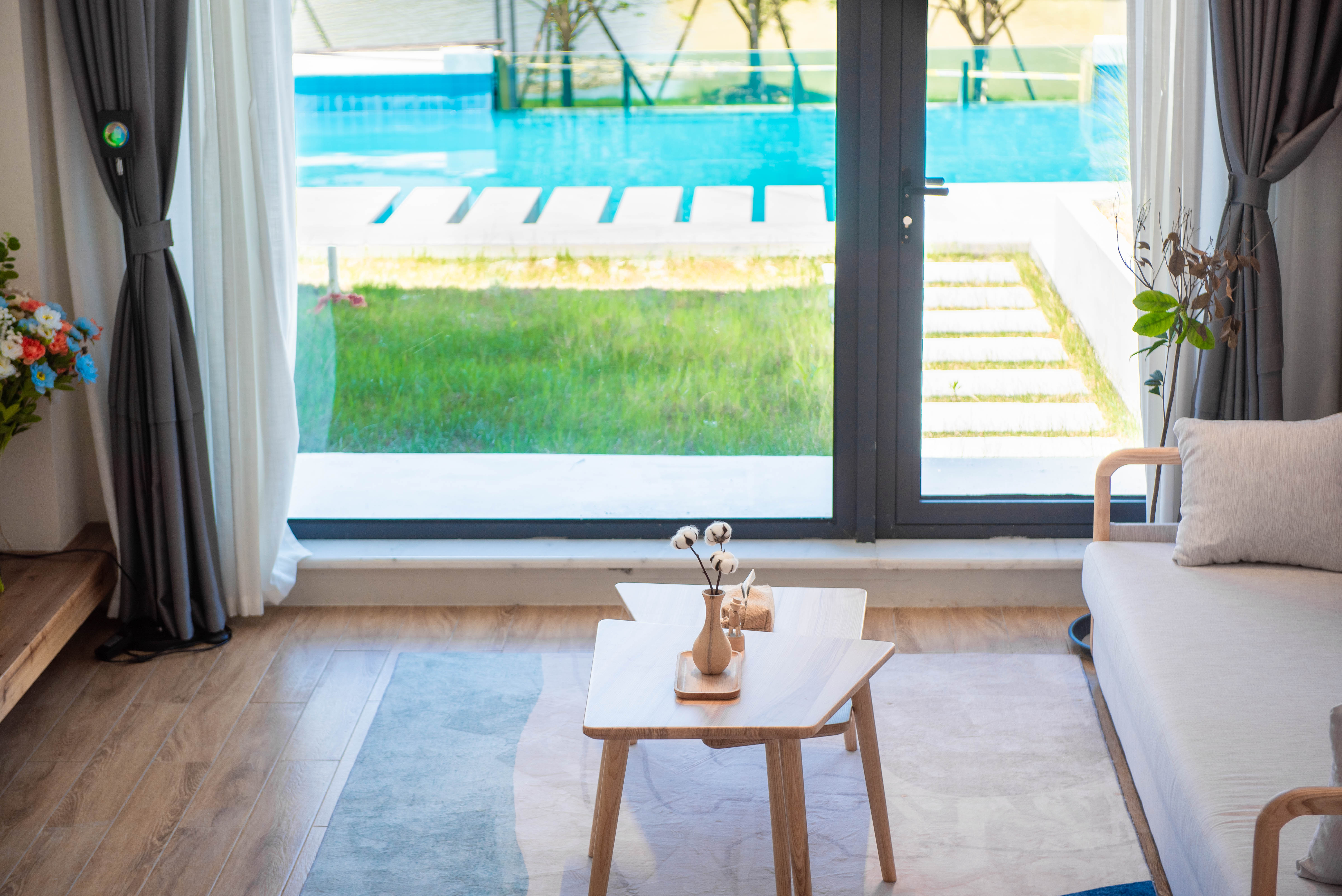 江景泳池大床房