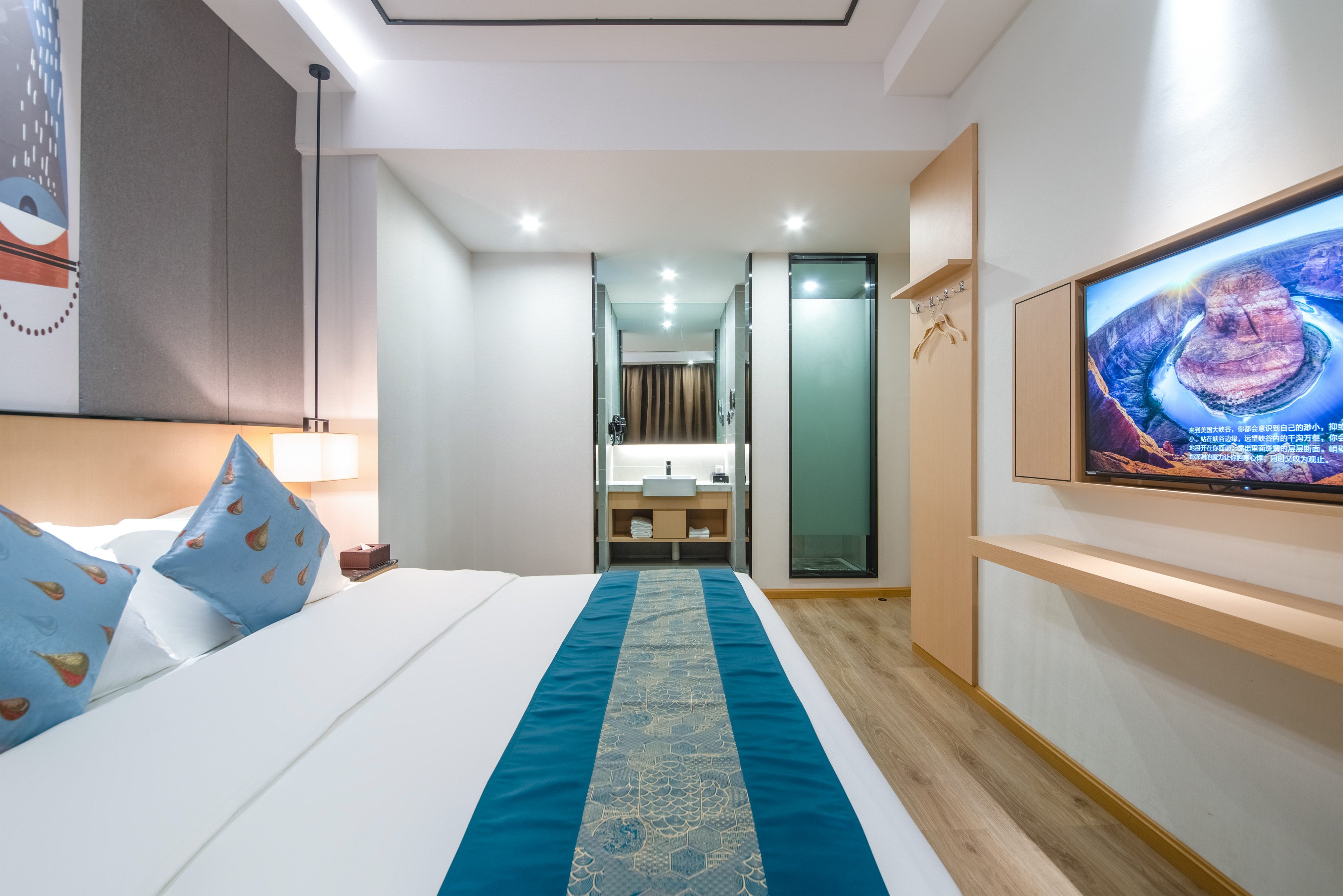 悦享豪华大床房