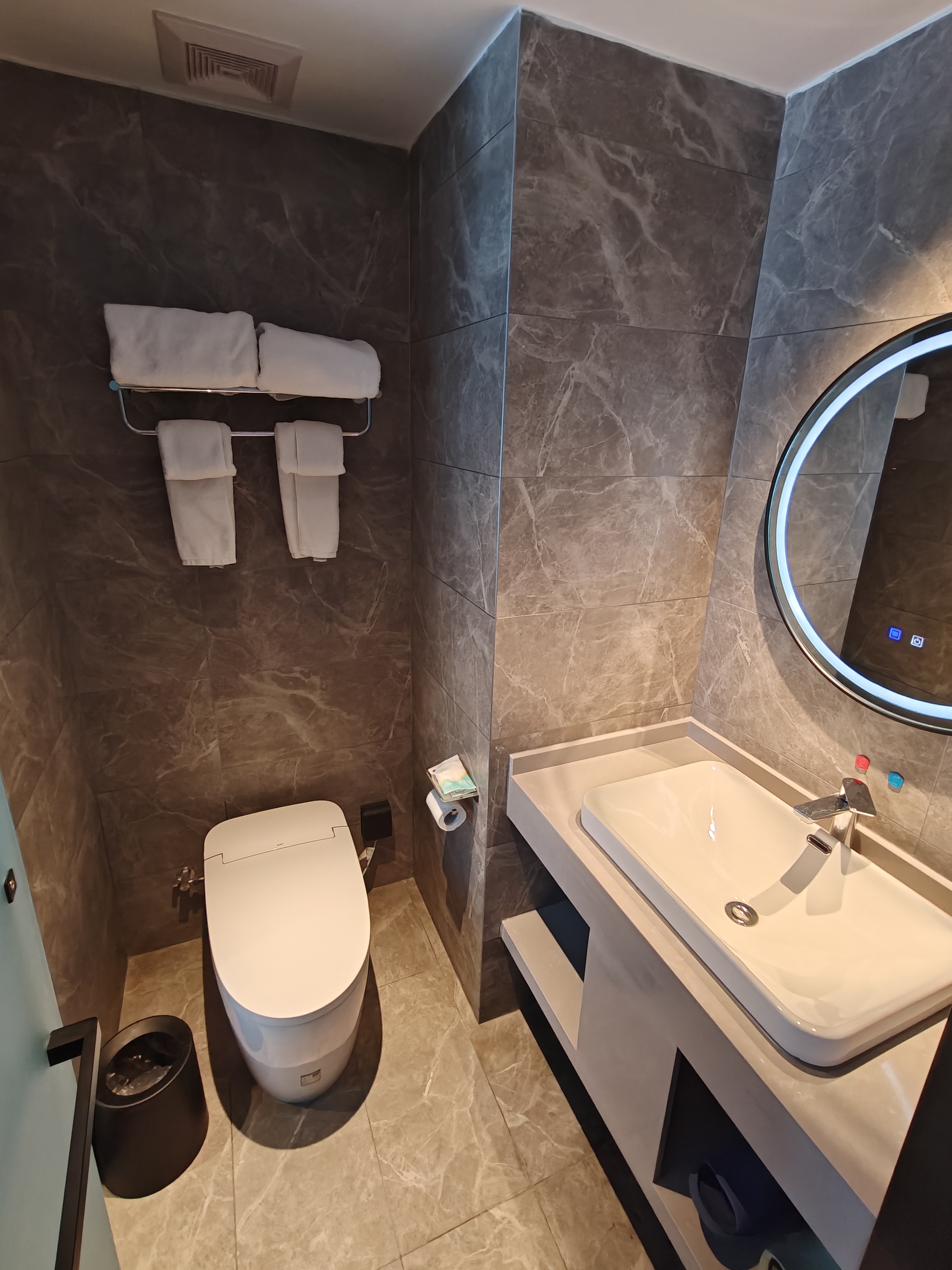 如雅山景双床房