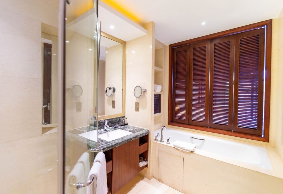 溫泉露臺大床房（溫泉水+觀景大陽臺）