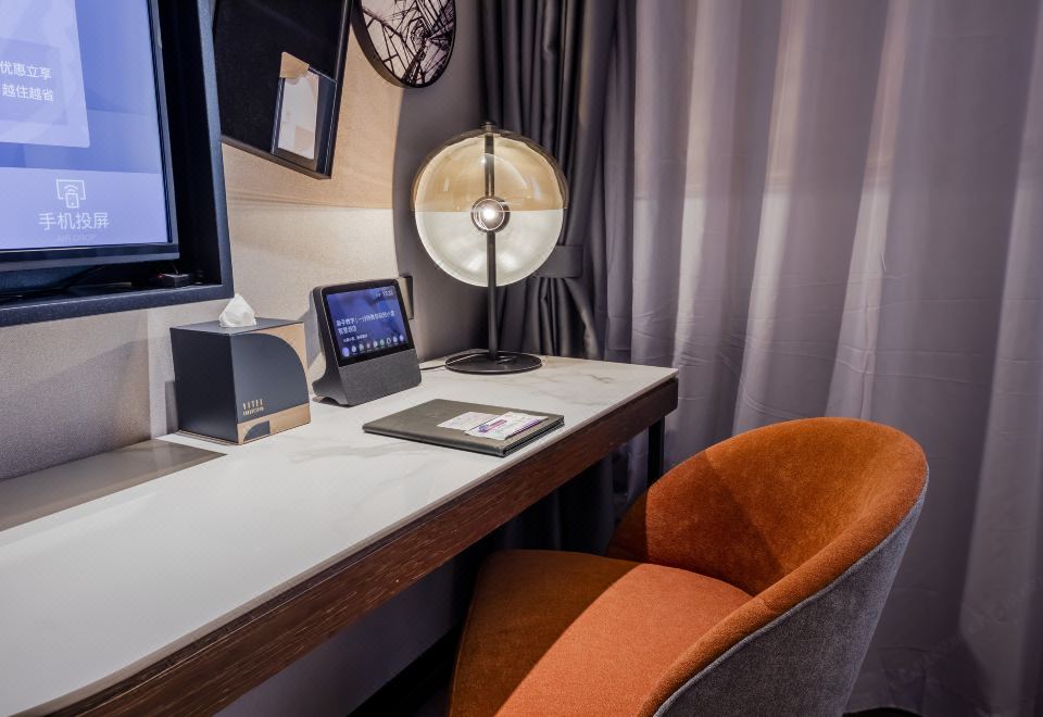 高级双床房【欧式风格+投屏电视+智能客控】