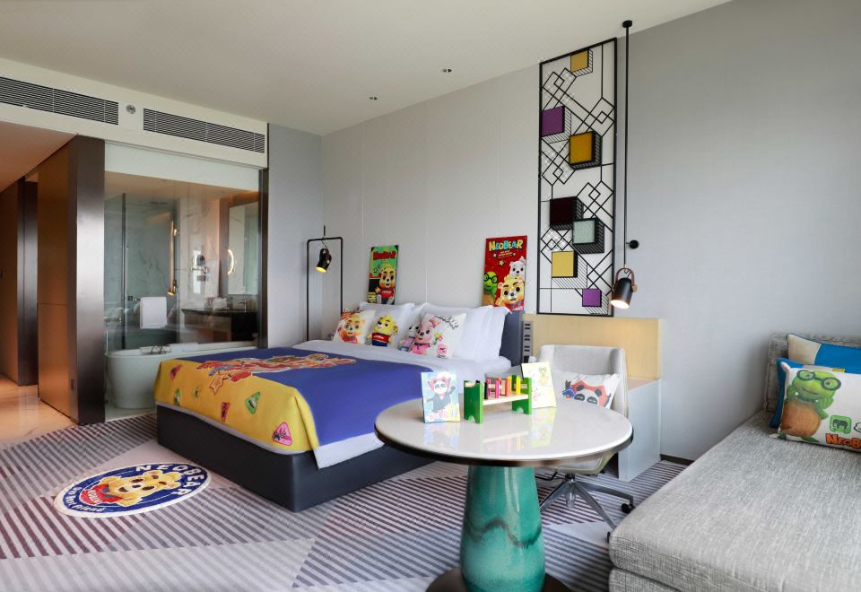 Crowne Plaza Foshan Nanhai1 King Standard Cartoon Theme Room