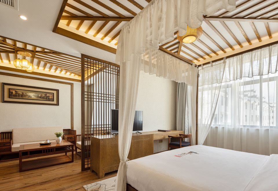 Deluxe VIP Suite With Scenic View Of Qingshan And The City