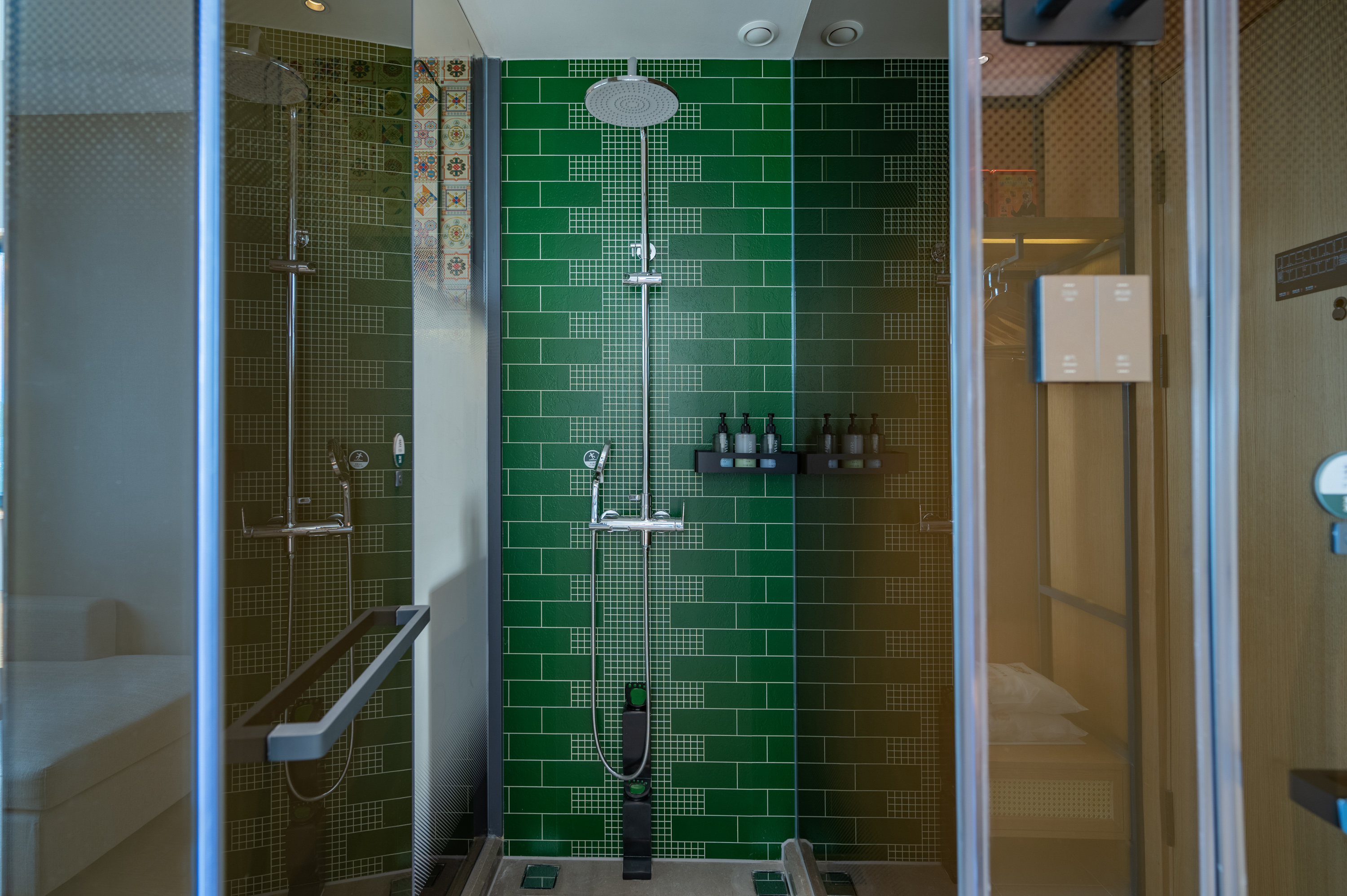 明星高级大床房（小度智能客控+深睡记忆枕+加湿器）