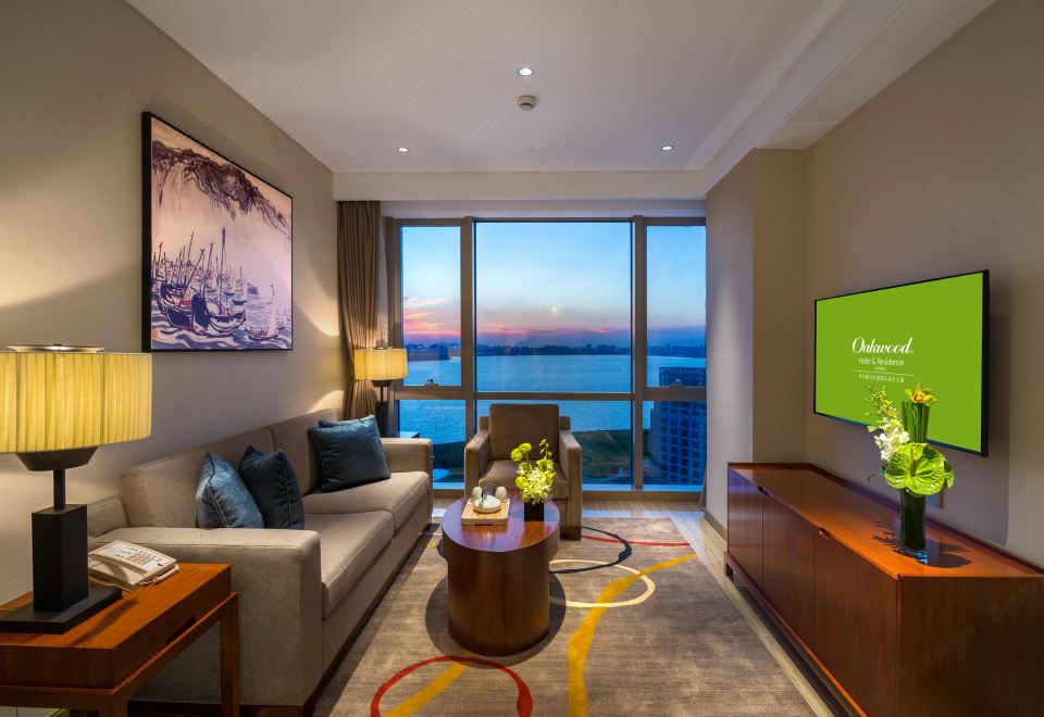 一房豪華湖景套房（冰箱+洗烘一體機）