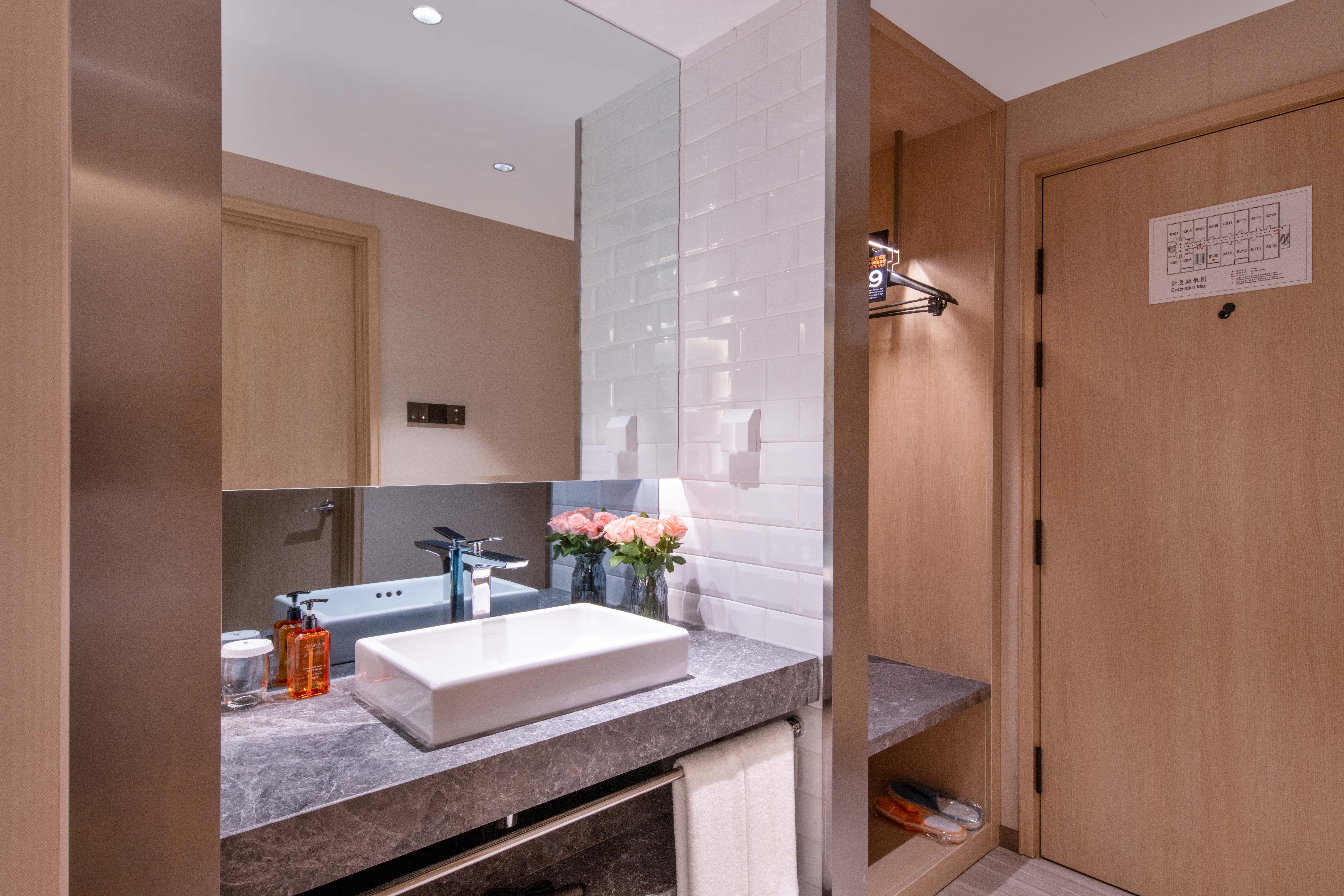 小时光大床房（智能客控+电视投屏）