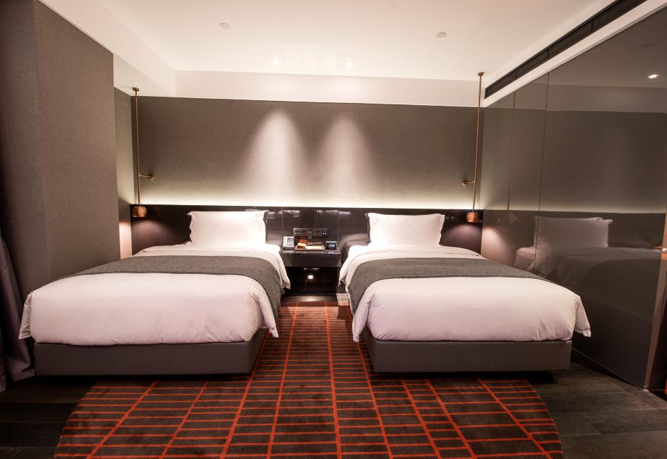 高级双床房（智能客控+睡眠窗帘+ROSSLYN法国洗护用品）