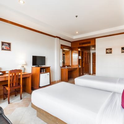 Deluxe Pool View Room Tony Resort Promo Code