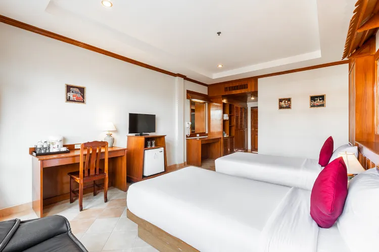 ห้องดีลักซ์ วิวสระน้ำ