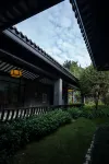 Nandian Banshan Hot Spring Hotel