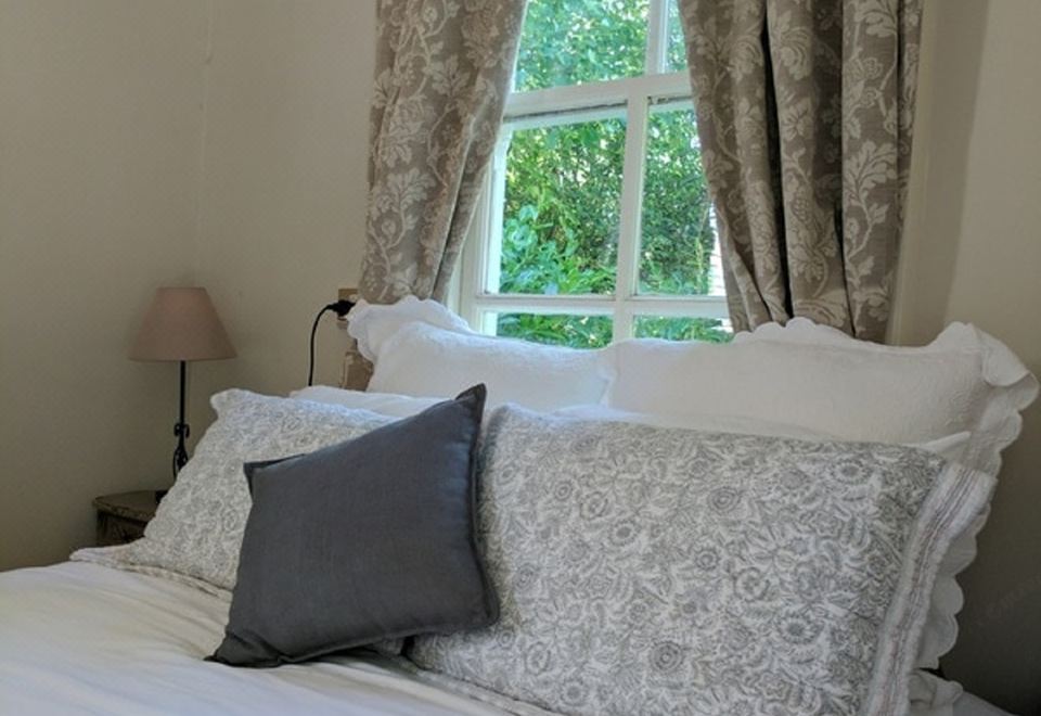 Deluxe Double Bed Room