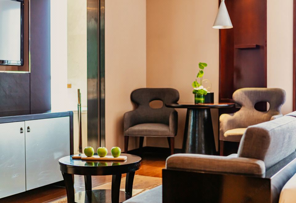 Lia! By Minyoun Chengdu Rezen Hotel (Chunxi Taikoo Li Store)Smart Suite (Double Bed)