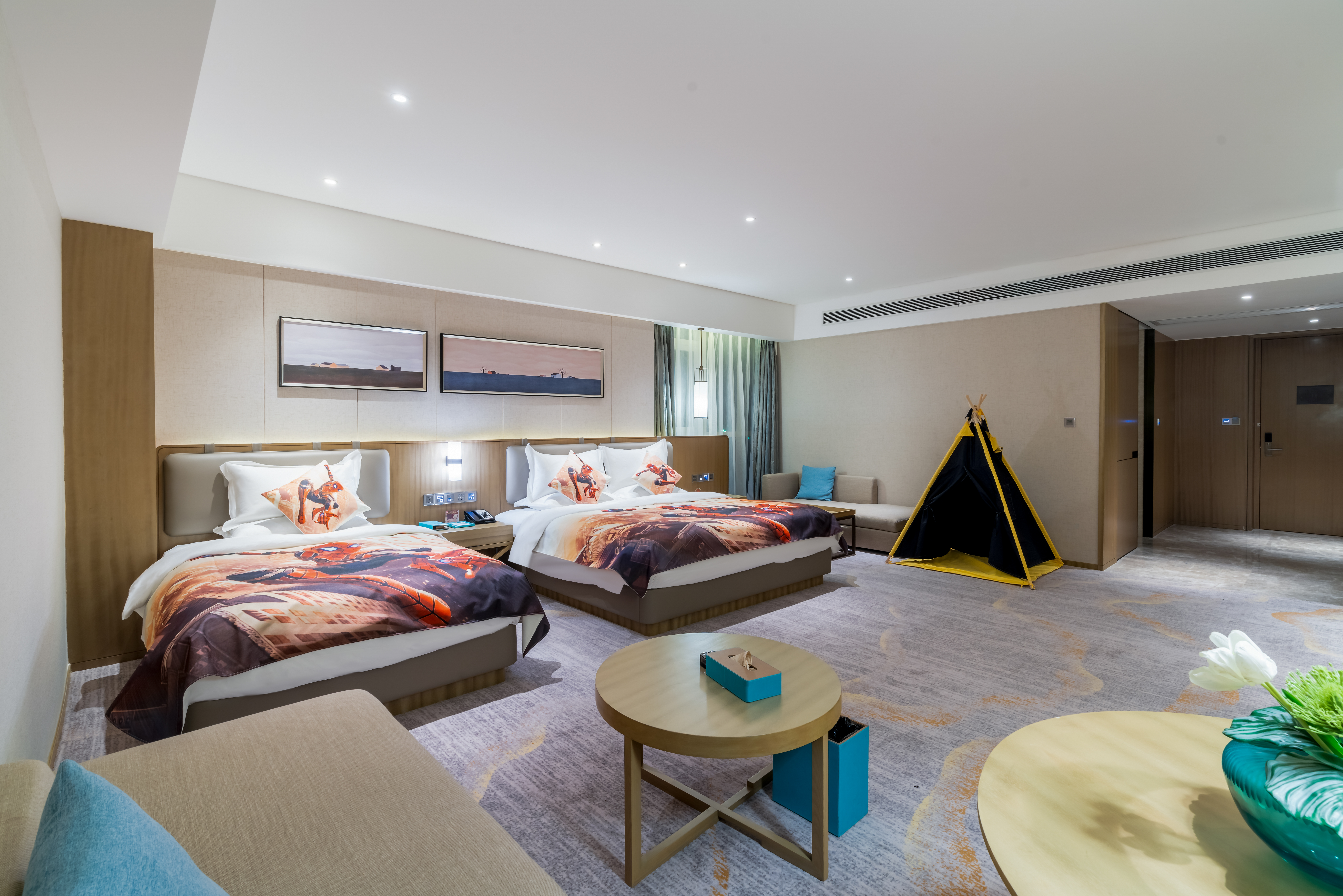 親子主題房蜘蛛俠