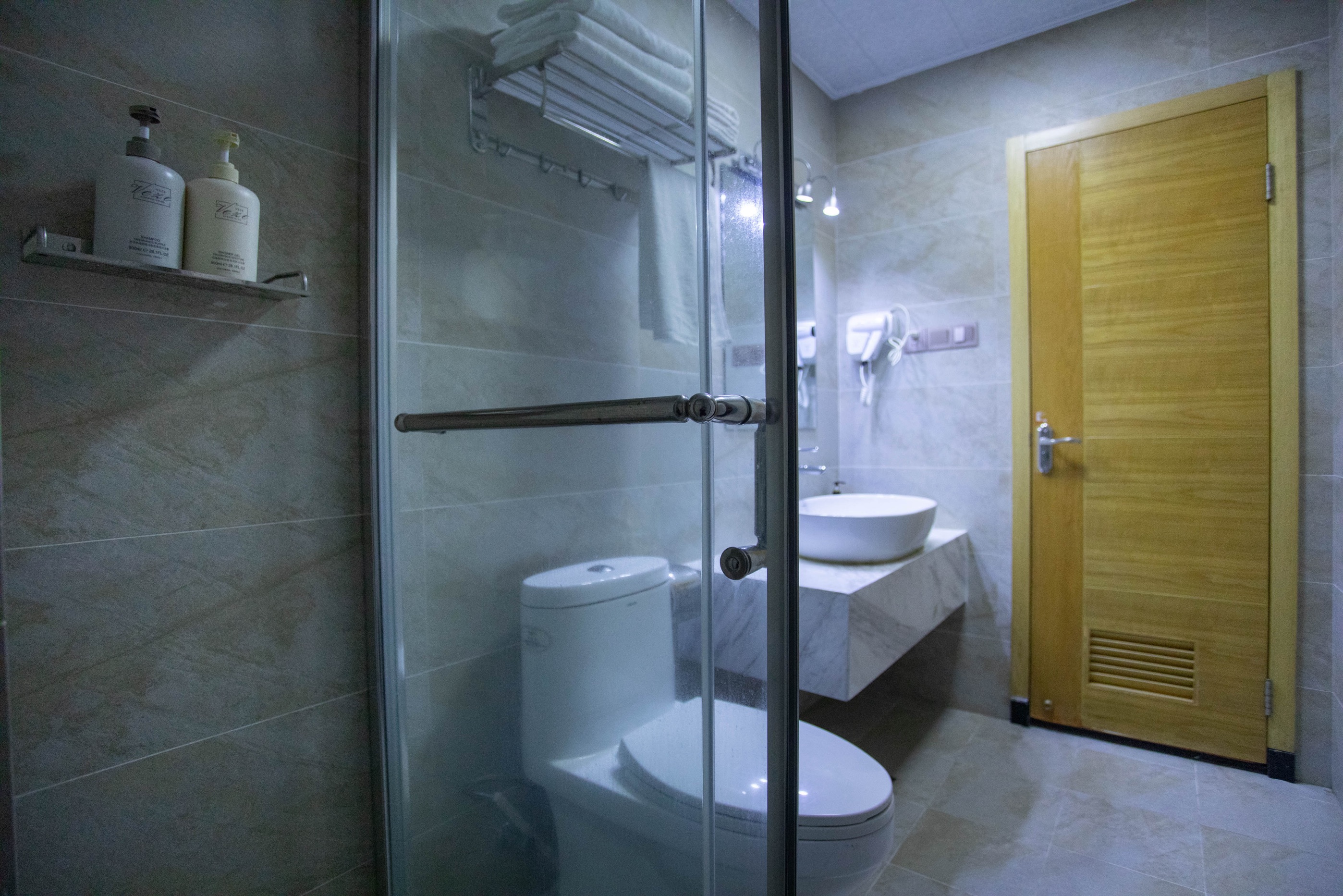 日星隐曜亲子房