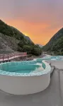 RelaxC Likuan·Hidden World Hot Spring Hotel (Bipenggou Scenic Area Branch)