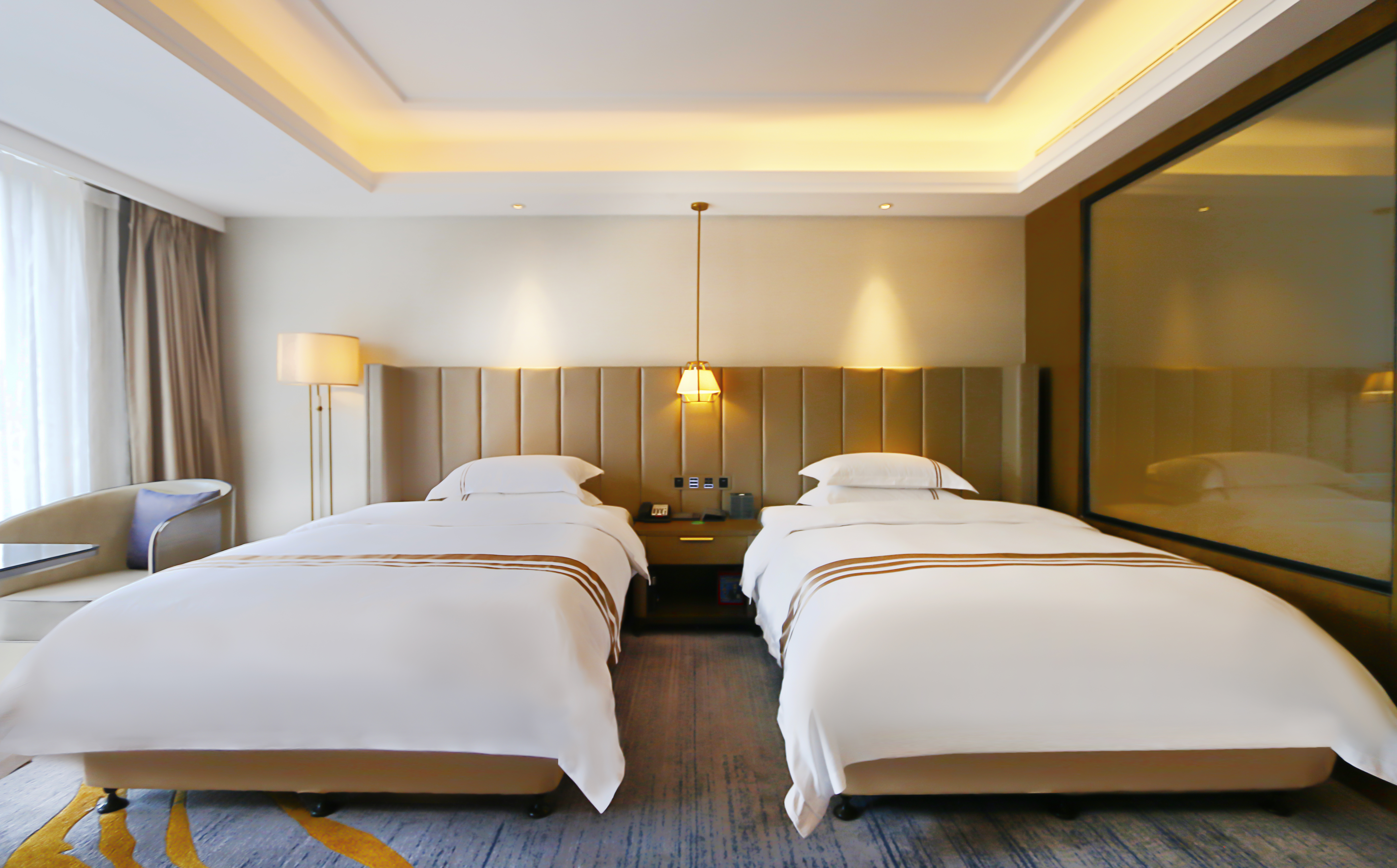 豪华城景双床房