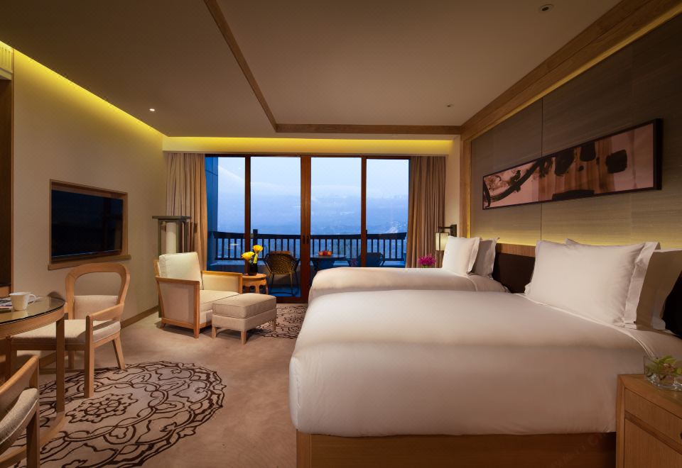 御園雙床房（圓形浴缸·落地窗·獨立陽台）