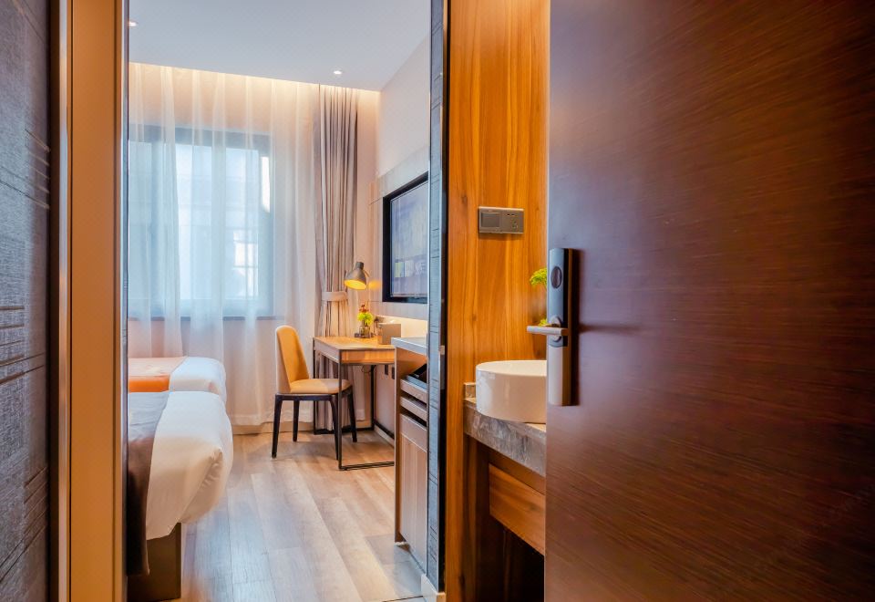 2-bed Room