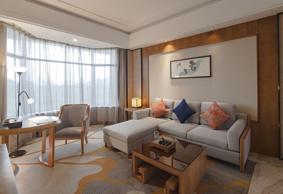 Wuzhou Guest HouseDeluxe Suite
