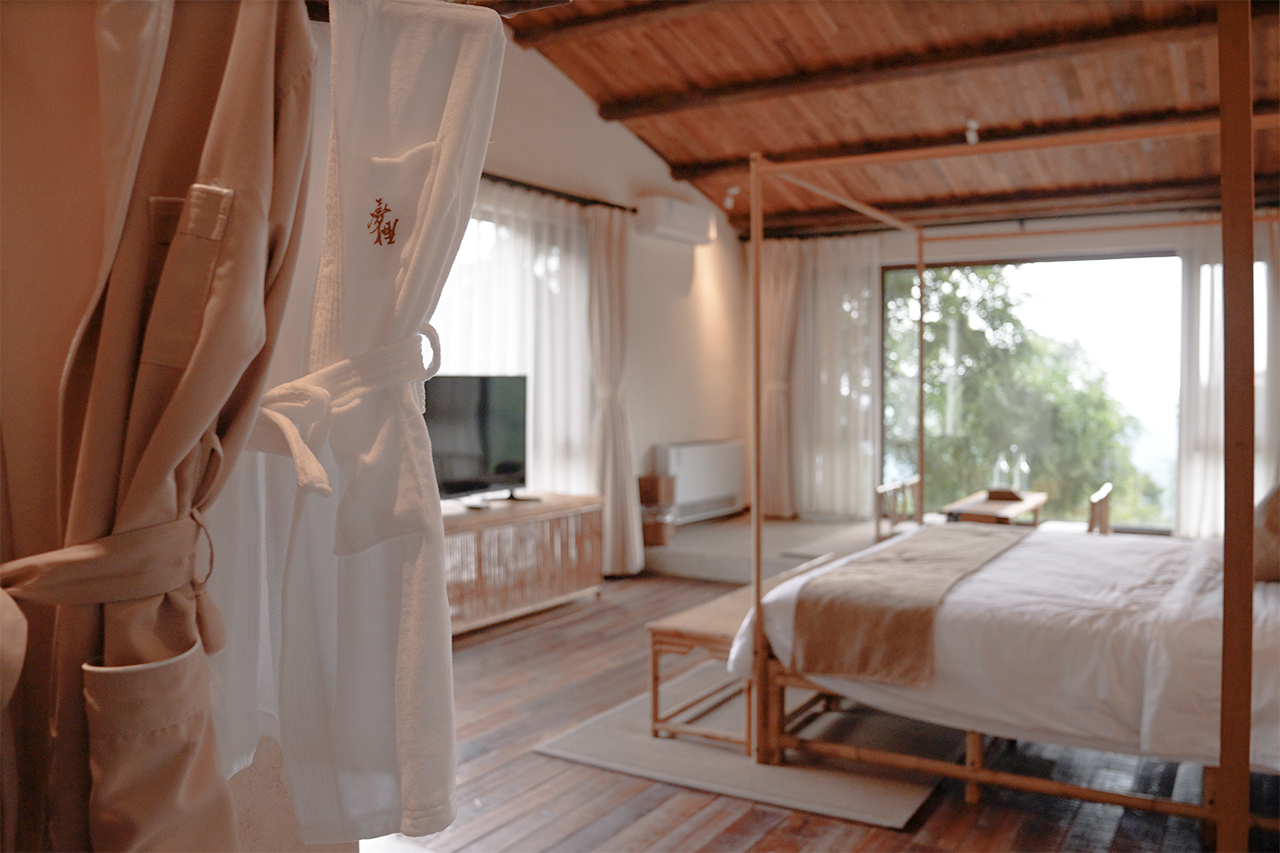 寻梦·恬静山景大床房（山景私墅+观景浴缸+智能马桶+日式茶桌+观景阳台）