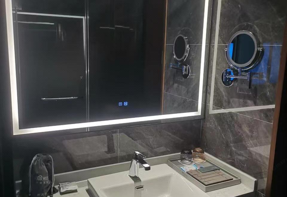 朵美大床房 | 智能客控 · 电视投屏（地暖）