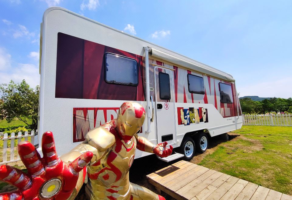 Tritonbay Saltwater Hotspring ResortThemed RV (4 beds)