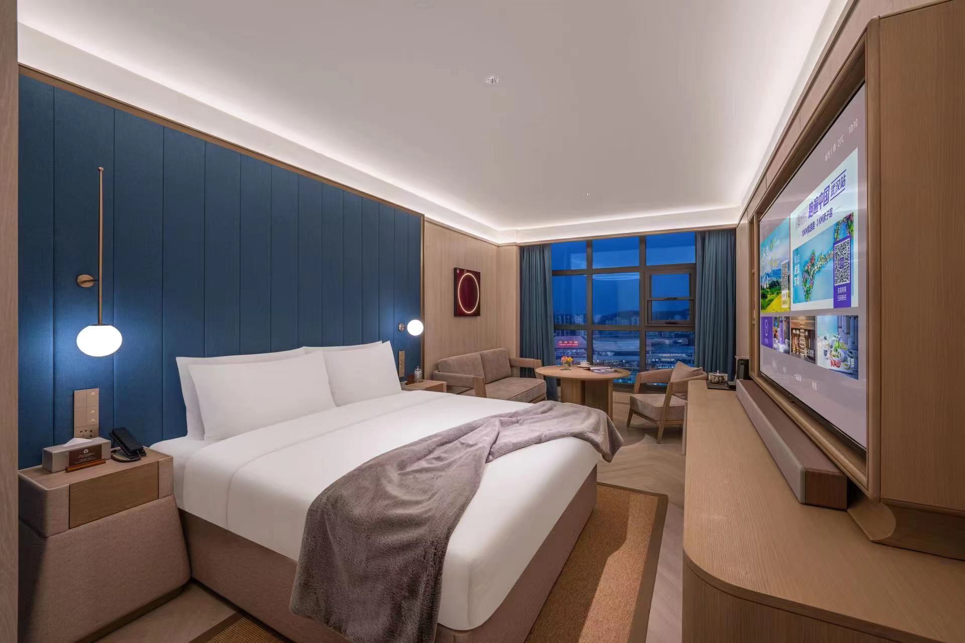 水晶大床房（全屋智能+手机投屏）