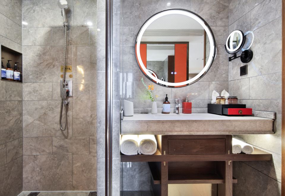 逸宁城景大床房（智能客控+乾湿分离+智能马桶）