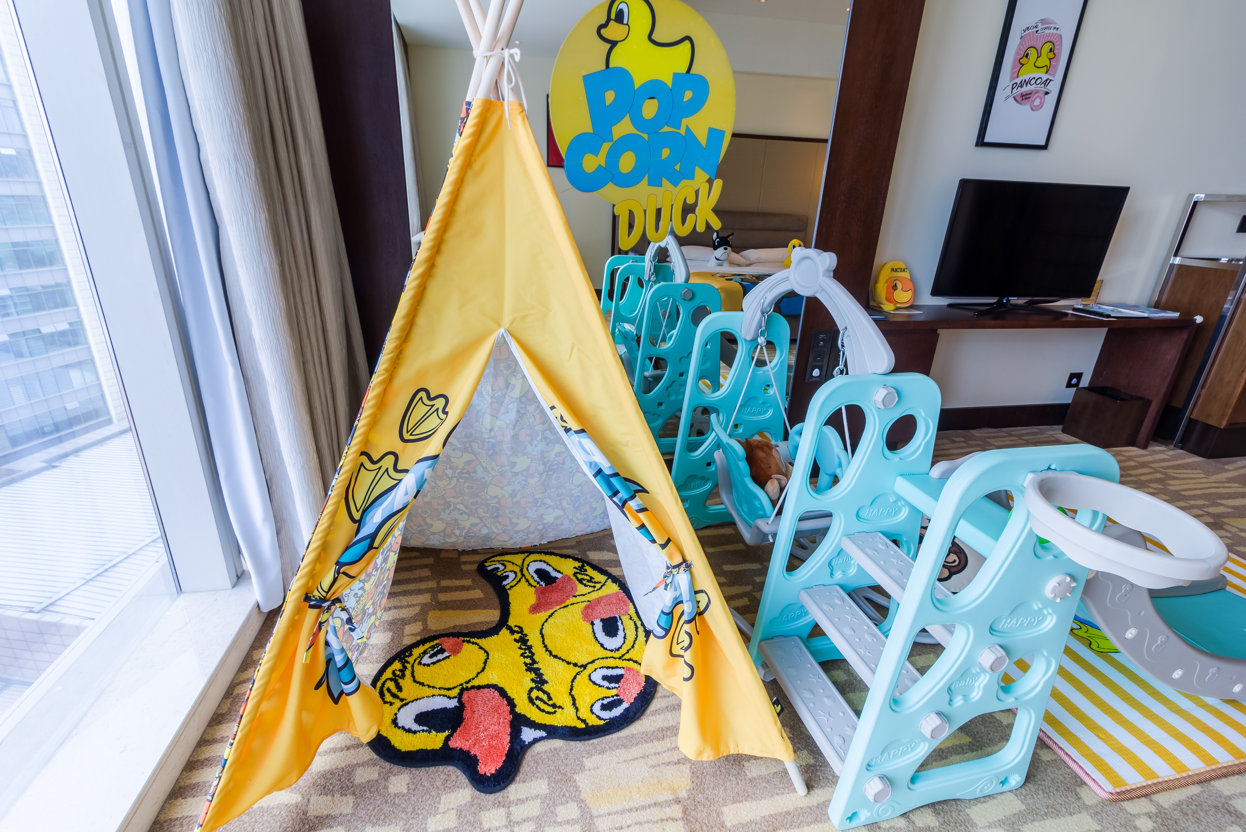 小黄鸭主题海景大床房