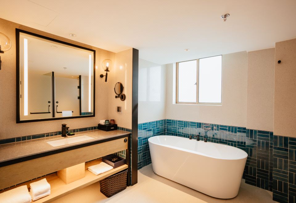 Four Points By Sheraton Qiandao LakeSheraton 6-Bedroom Villa