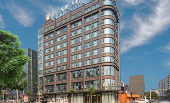 Metropolo Hotel (HongHu  YuSha Road)