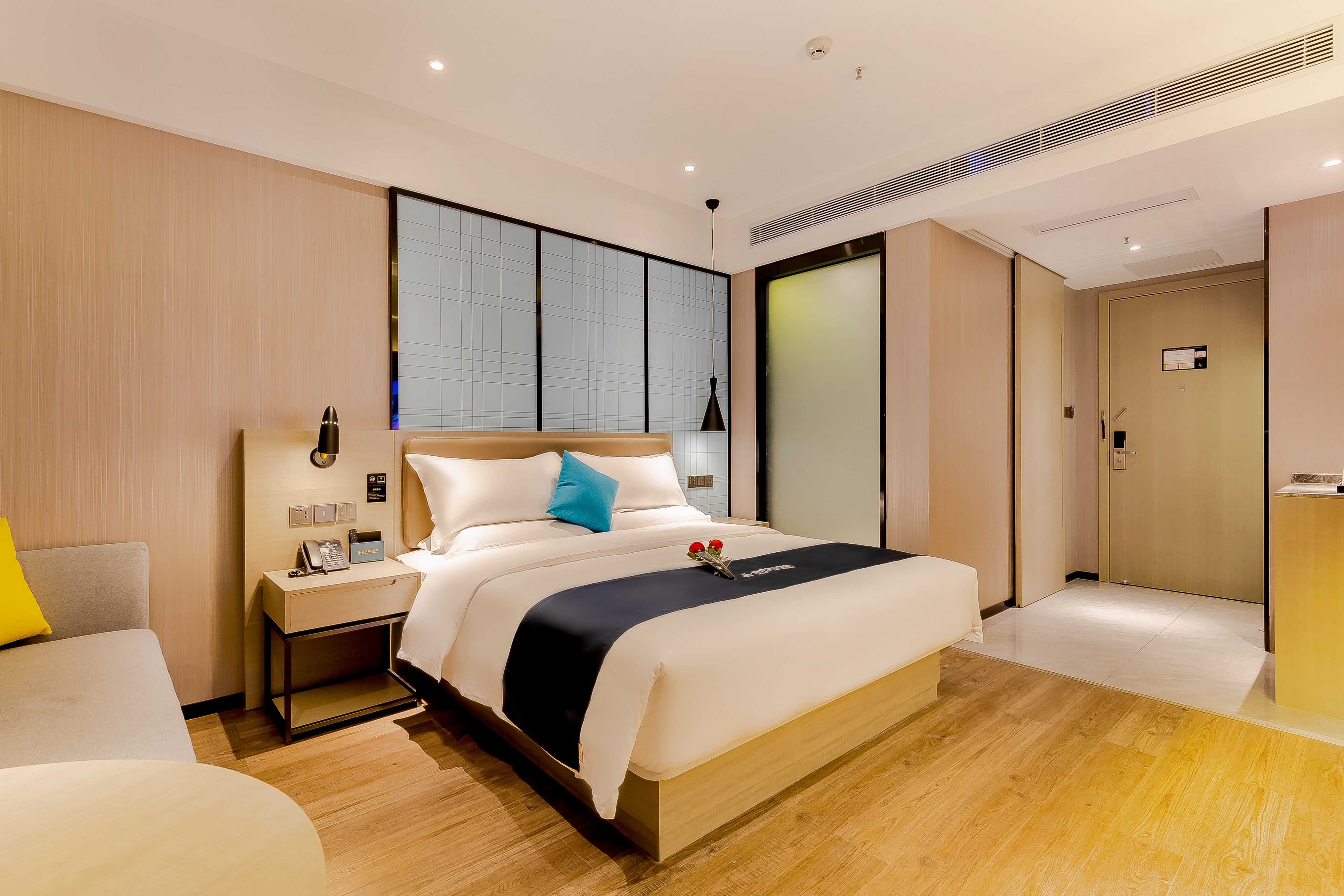 特惠大床房（森林氧吧+乳胶床垫）