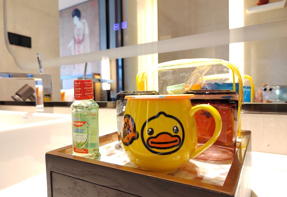 小黄鸭亲子主题房