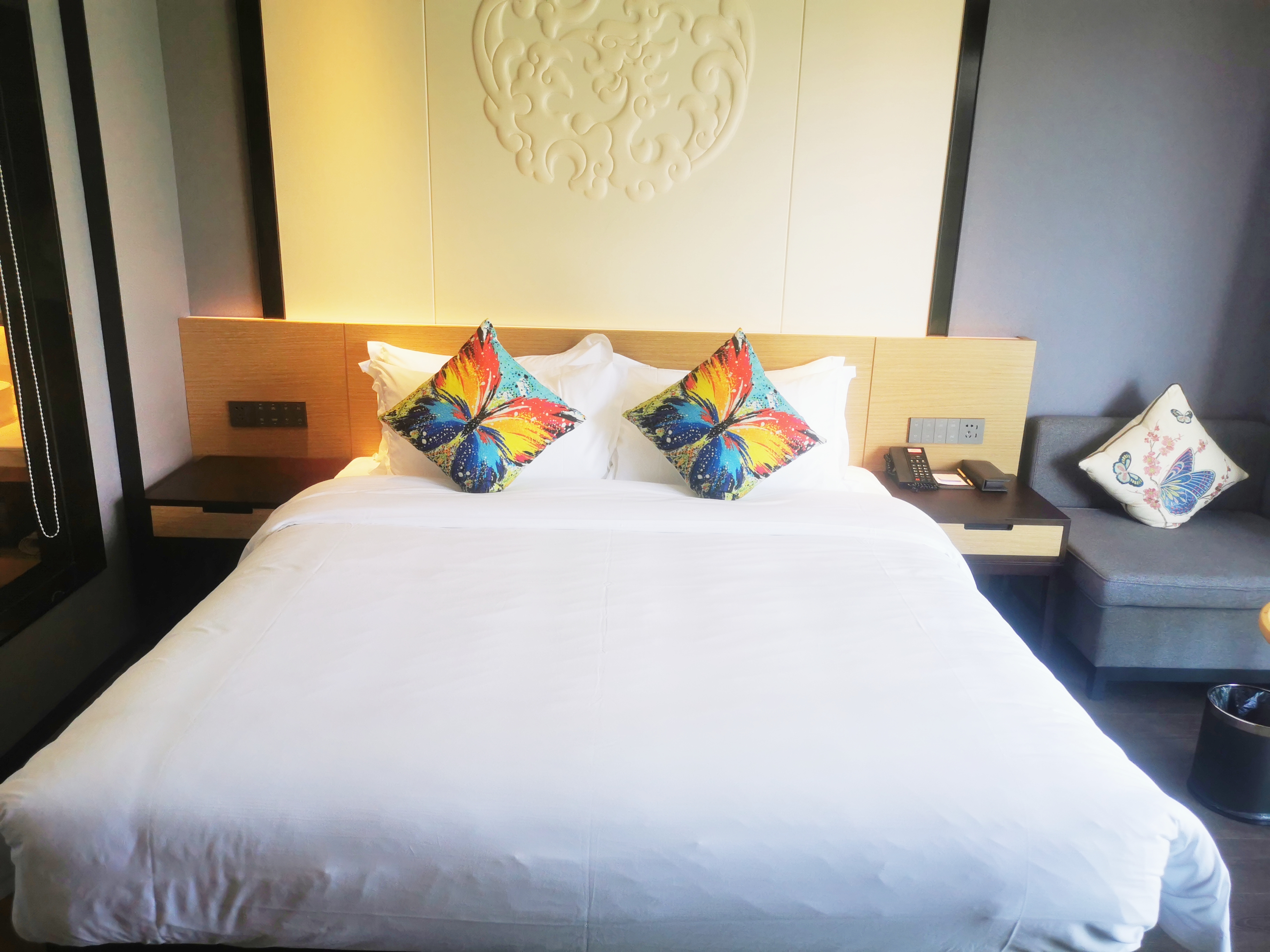 揽月?雅致大床房『舒睡零压床垫+乾湿分离 』