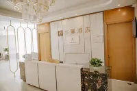 Huayi Select Hotel (Fengzhen Jingding Manor)