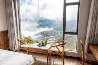Yuanyang Liuyunge Chinese Inn (Duoyishu Scenic Area)