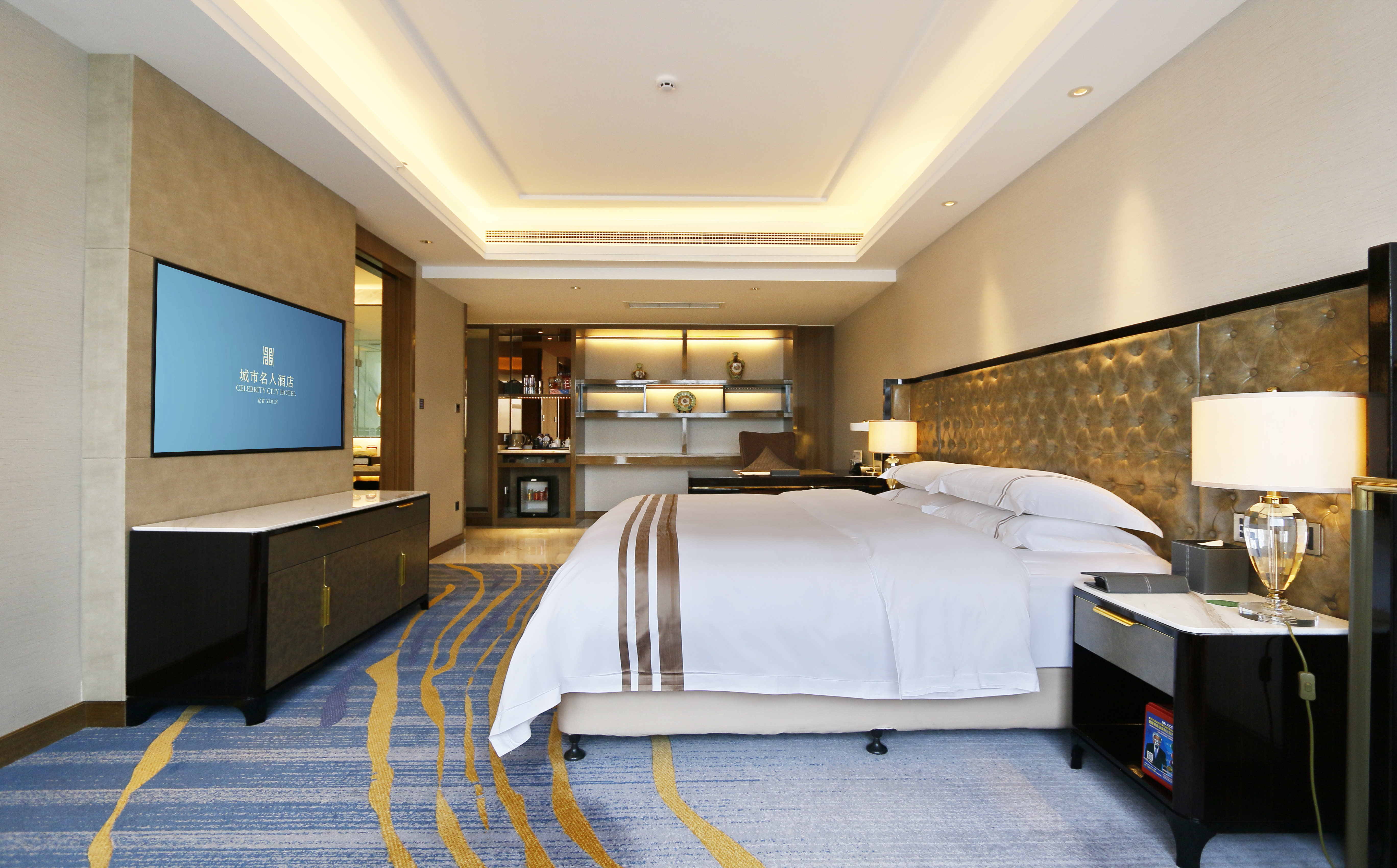 行政大床房（ 江景）