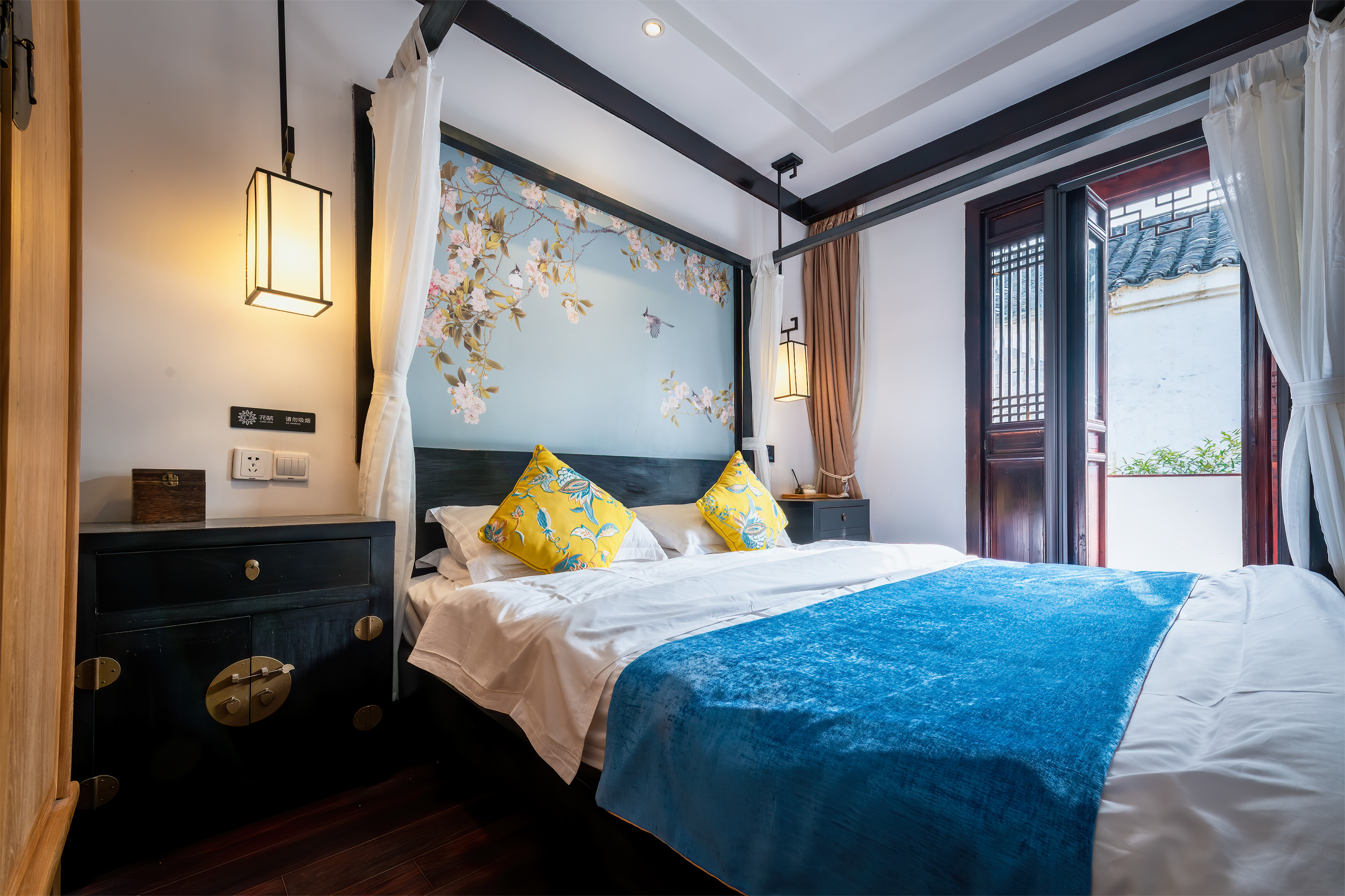 C院（馨园）兰亭望月·观景套房