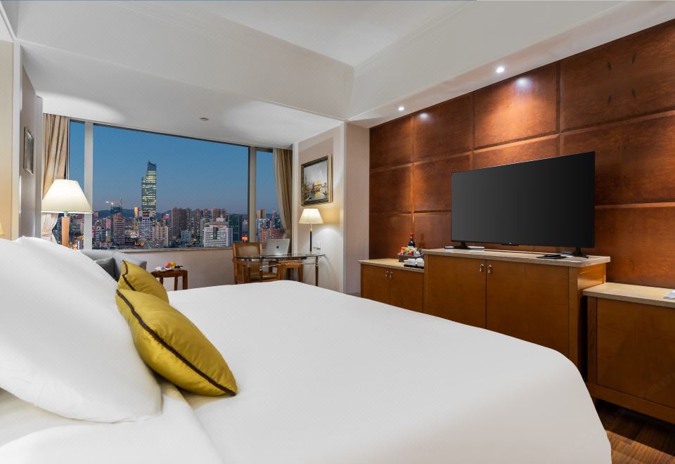 行政城景大床房「小米電視+高空城景+Minibar」