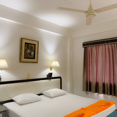 Standard Room With Fan Thai Hotel Promo Code